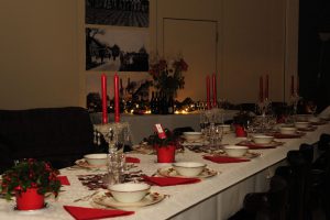 de gedekte kersttafel